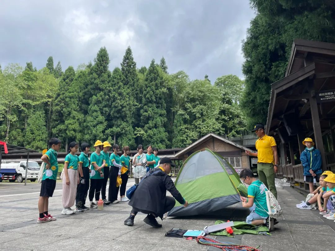 坪坝营景区远征探索中级历险营，探秘神秘的北纬30度